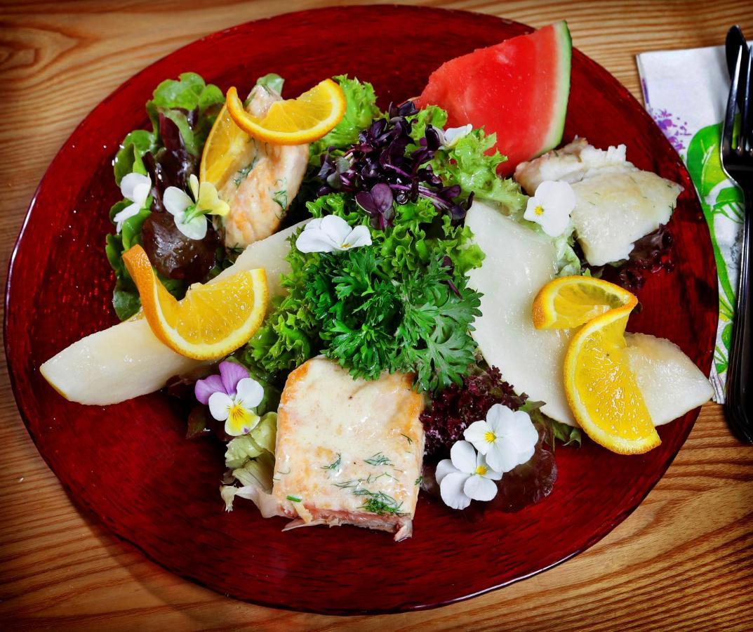 Restaurant-Cafe-Pension Himmel Landshut Buitenkant foto