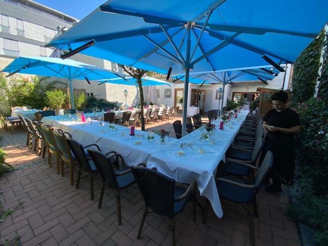 Restaurant-Cafe-Pension Himmel Landshut Buitenkant foto